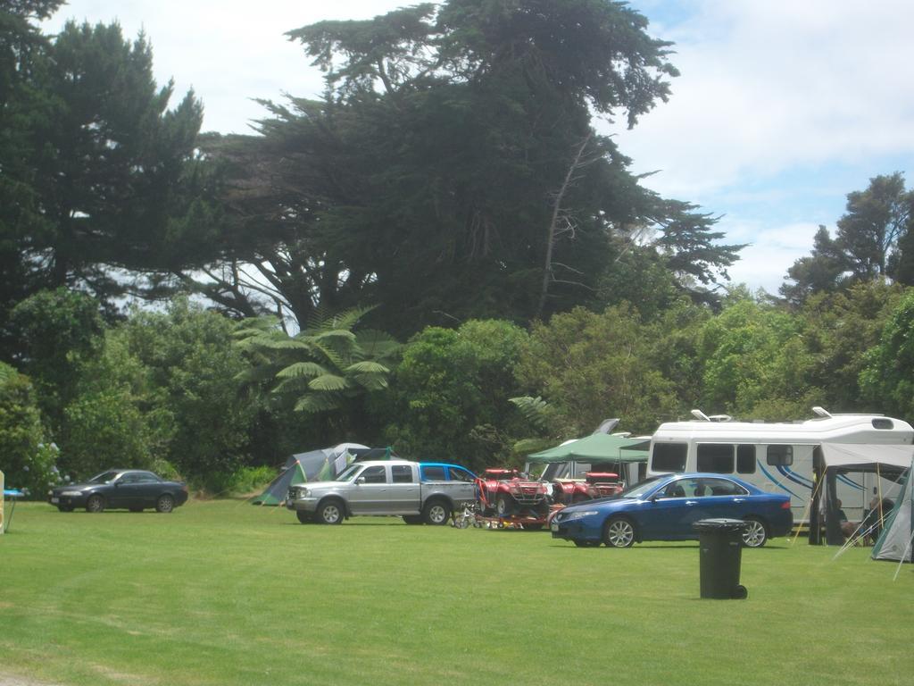 Karamea Holiday Park 外观 照片