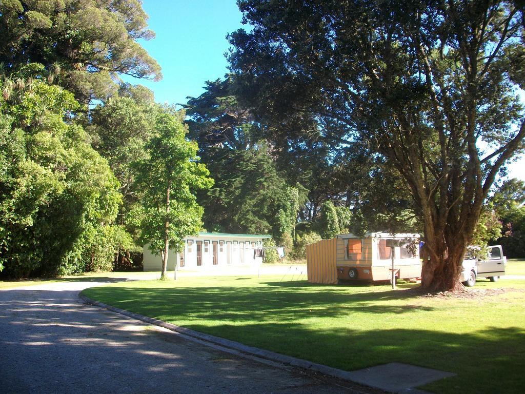 Karamea Holiday Park 外观 照片